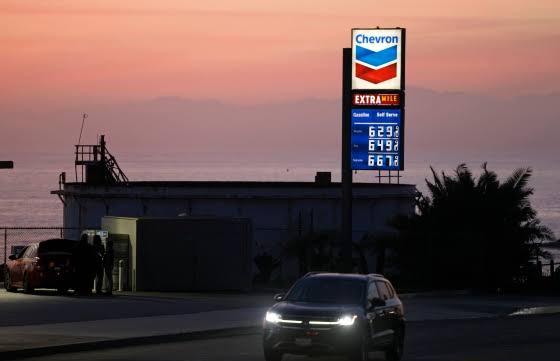 In group chats and meetings, Republicans are privately petrified the Iran war could cost them the midterms