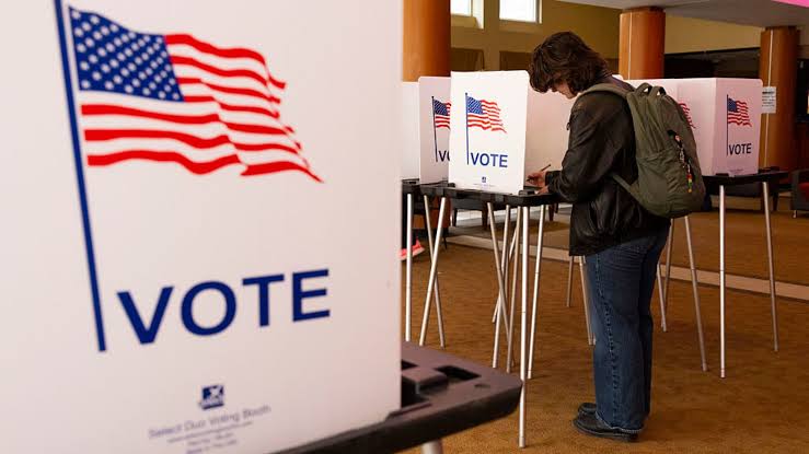 Democrats romp in Wisconsin Supreme Court race, narrow margins in Georgia