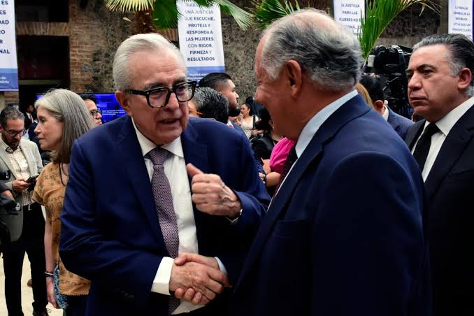 U.S. indicts sitting Mexican governor, senator and mayor on historic drug charges