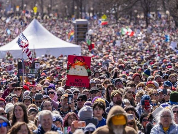 ‘No Kings’ organizers aim to harness momentum heading into high-stakes midterms