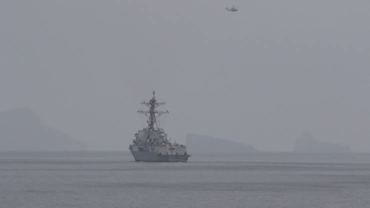 'This is the last warning.' Iran threatens U.S. warships after they throw down the gauntlet for winner-take-all Strait of Hormuz