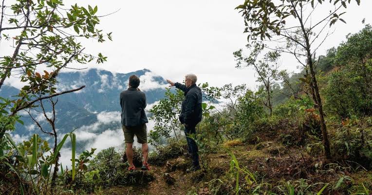Once a hostage of Colombian rebels, he decided to teach his former captors birding