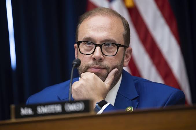 Jason Smith slams hospital CEOs for the affordability crisis