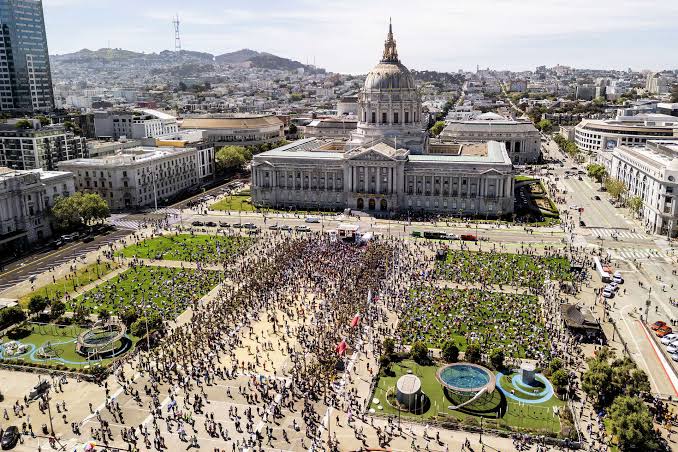 No Kings organizers tout record global turnout as Bay Area protests draw huge crowds