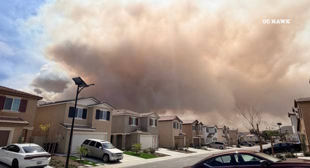 Fast-moving Springs fire burns 3,500 acres in Moreno Valley area; evacuations ordered
