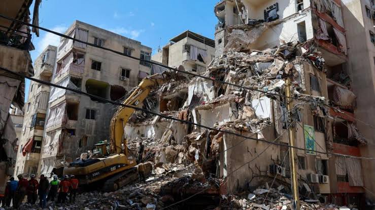 Iran delegation arrives in Pakistan for US talks, as Lebanon and Israel to discuss ceasefire - follow live