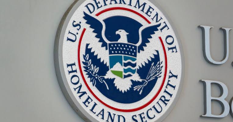 Trump orders DHS to pay all employees despite shutdown