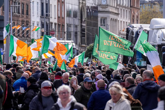 Irish police clear demonstrators to reopen refinery as fuel protest causes chaos