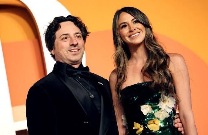 CA wealth tax backers tout 1.5M signatures. Billionaire-backed rival gathers steam