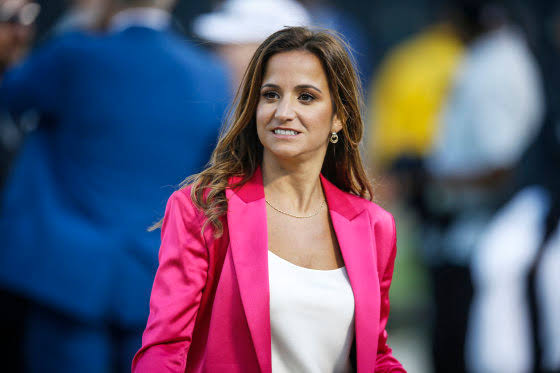 NFL reporter Dianna Russini resigns from The Athletic over photos of her with Patriots coach Mike Vrabel