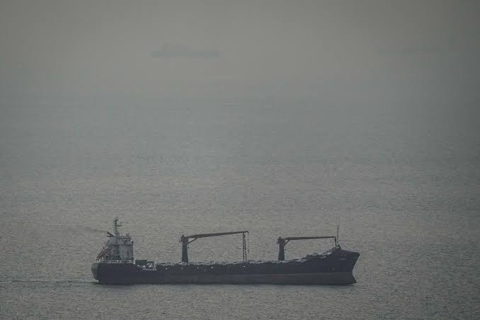 Hormuz traffic remains at a trickle as US blockade of Iranian ports appears to hold
