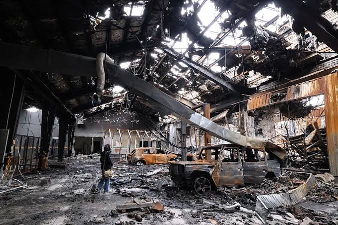 Strikes Continue as Houthis Join Iran War, US Troops Arrive