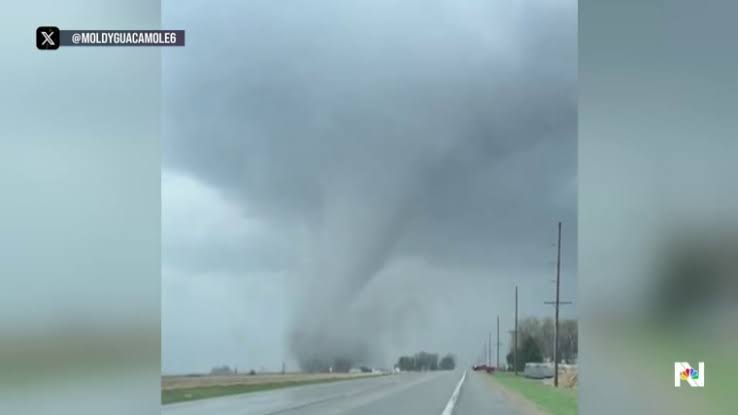 Tornadoes touch down in Midwest with millions at severe weather risk for weekend