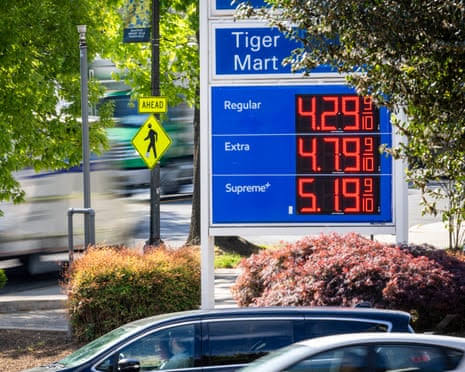 US gas prices surge to highest level in four years, averaging $4.18 a gallon